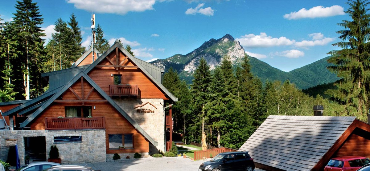 Hotel Rozsutec, Vrátna dolina